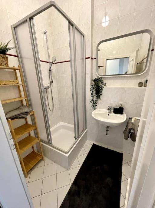 Casarina - Stilvoller Altbau In Zentraler Lage Apartment *