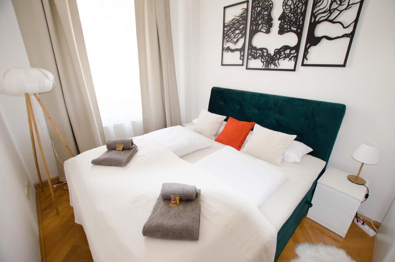 Casarina - Stilvoller Altbau In Zentraler Lage Appartement *