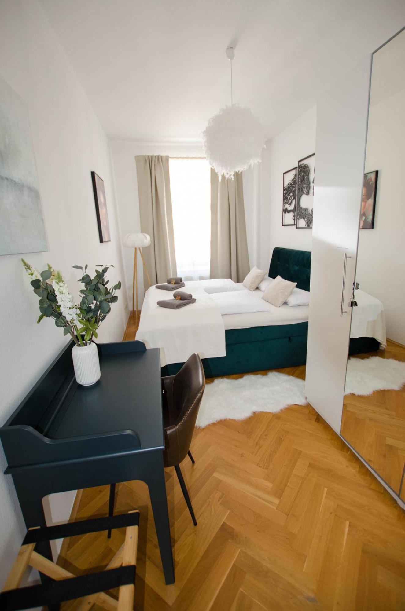 Casarina - Stilvoller Altbau In Zentraler Lage Appartement